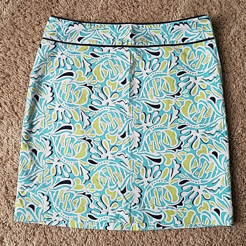 Vineyard Vines blue fish print skirt Sz. 0